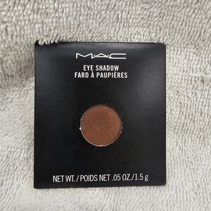 MAC Cosmetics Pro Palette Eyeshadow Refill Pan Mulch